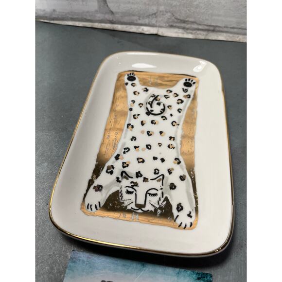 Cat Laying On Gold Trinket Tray - Picture 3 of 4